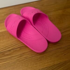 Hot pink Croc slides, women’s size 9
